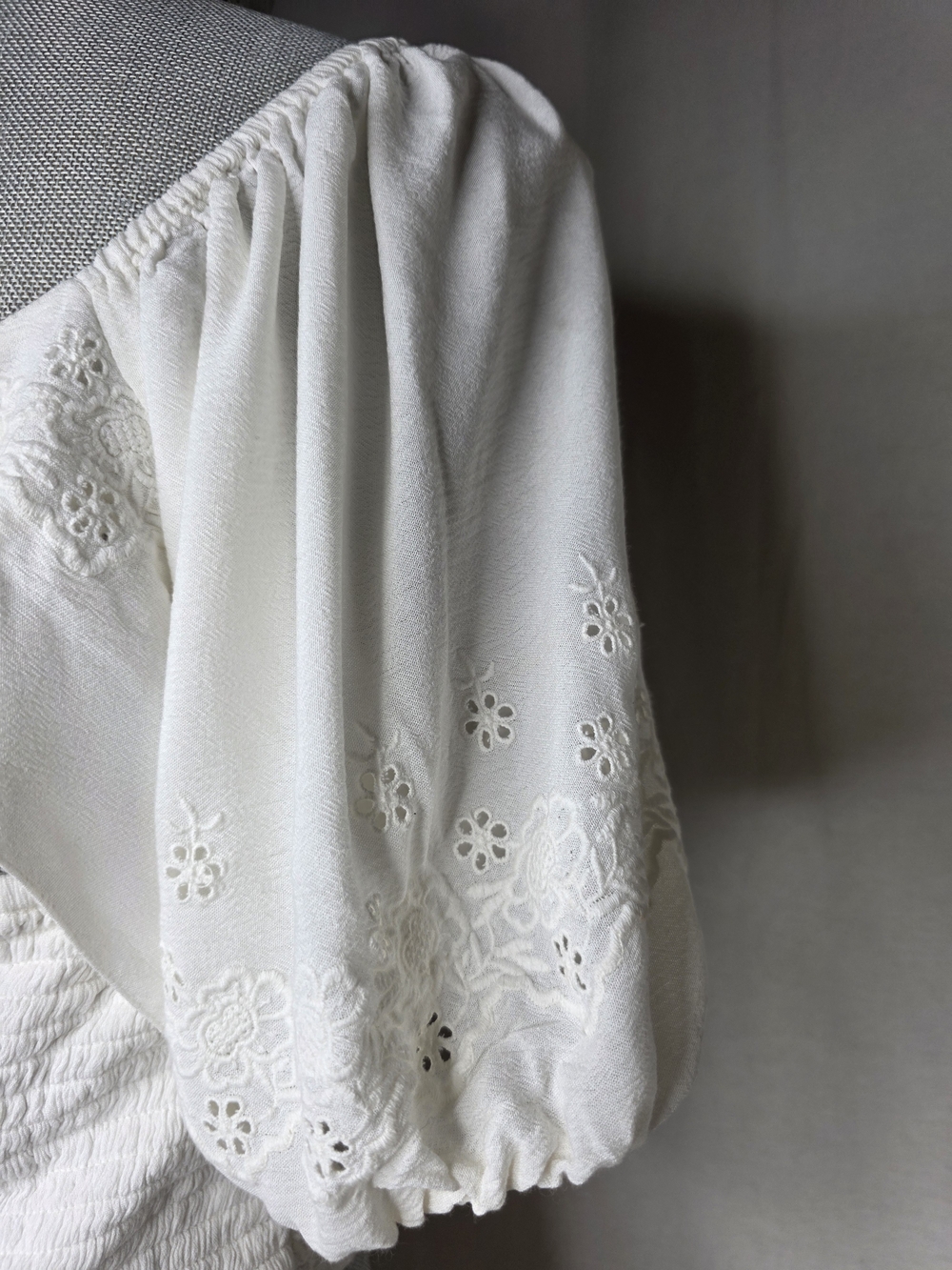 Idyllwind White Eyelet Lace Peasant Top SZ Medium - Picture 4 of 7
